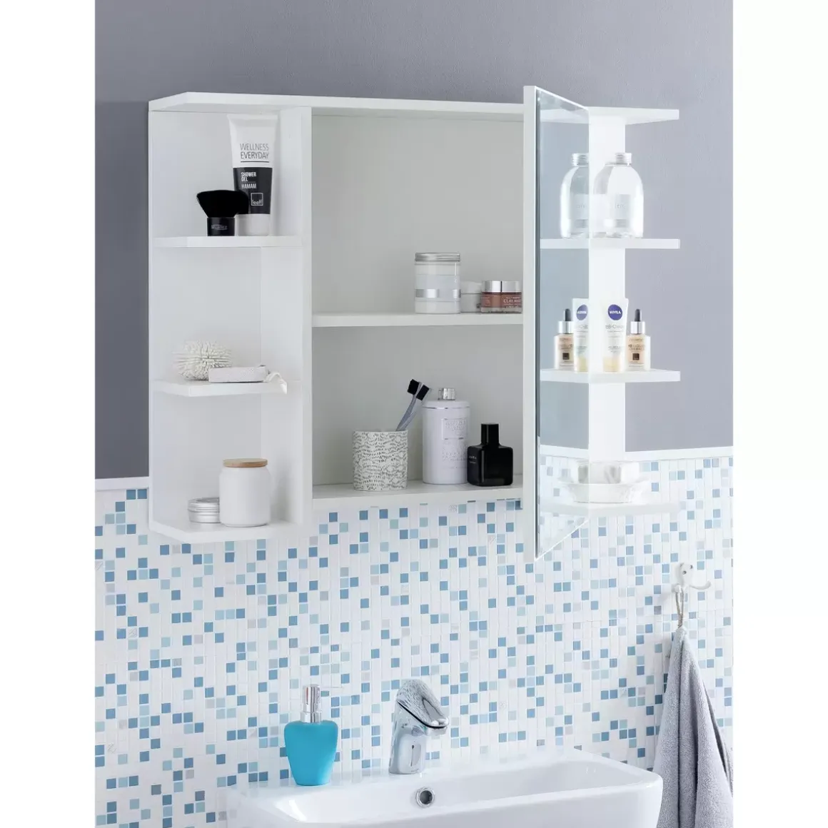 Badschrank