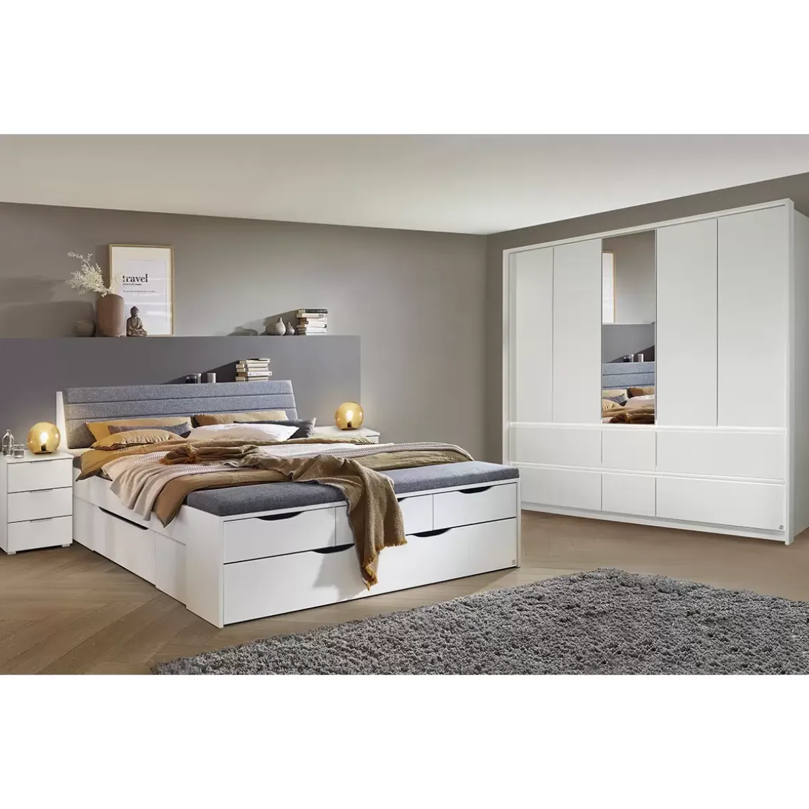 Drehtürenschrank