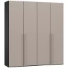 Drehtürenschrank