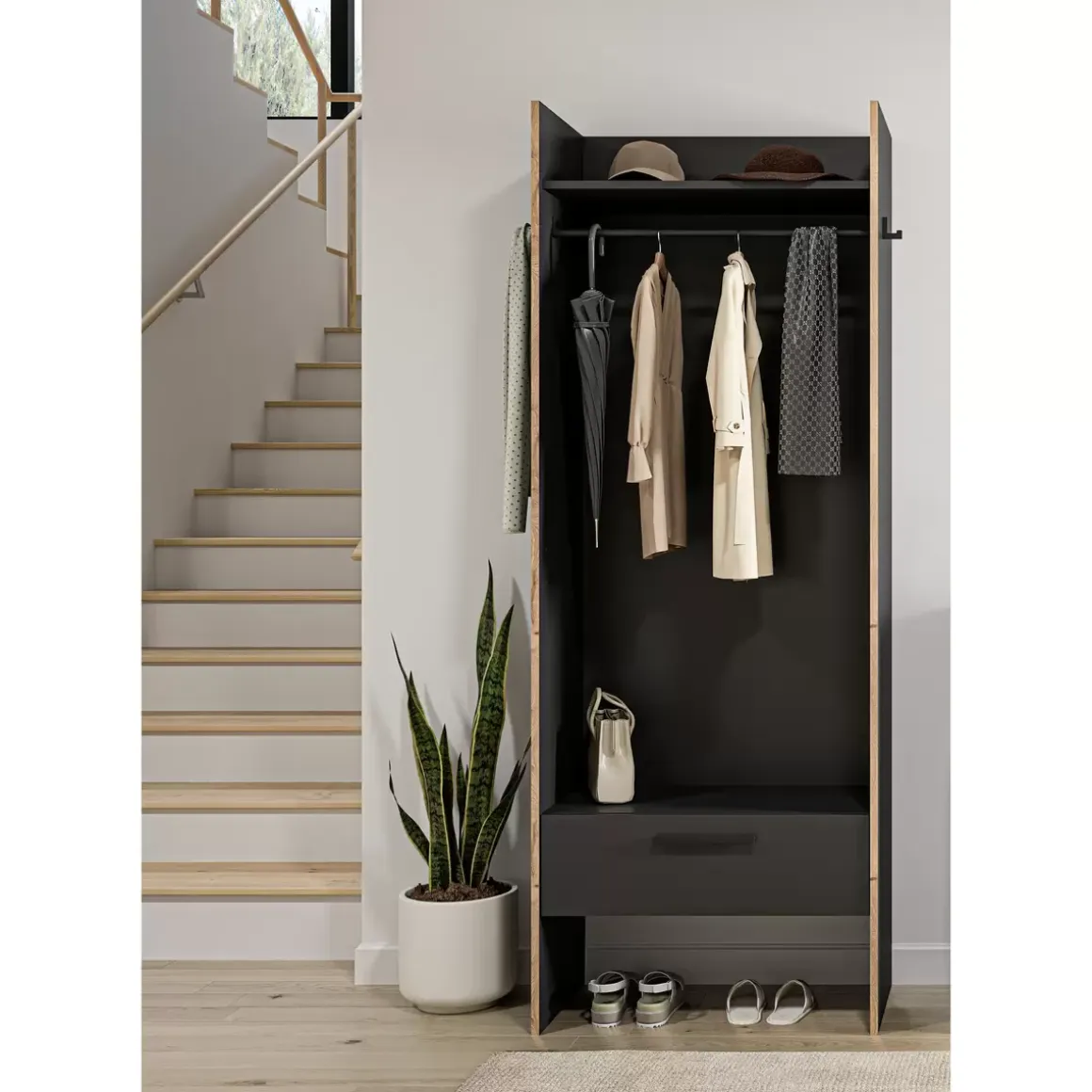 Garderobenschrank