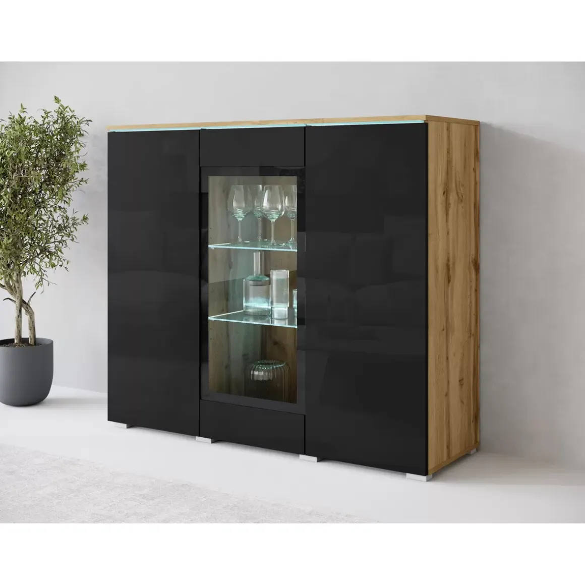 Highboard