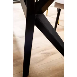 Schreibtisch