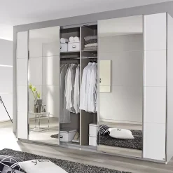 Schwebetürenschrank 4trg.