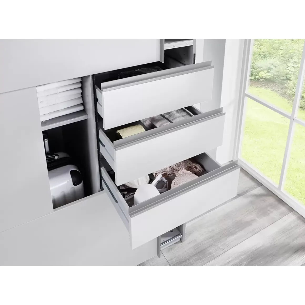 Schwebetürenschrank 3trg.