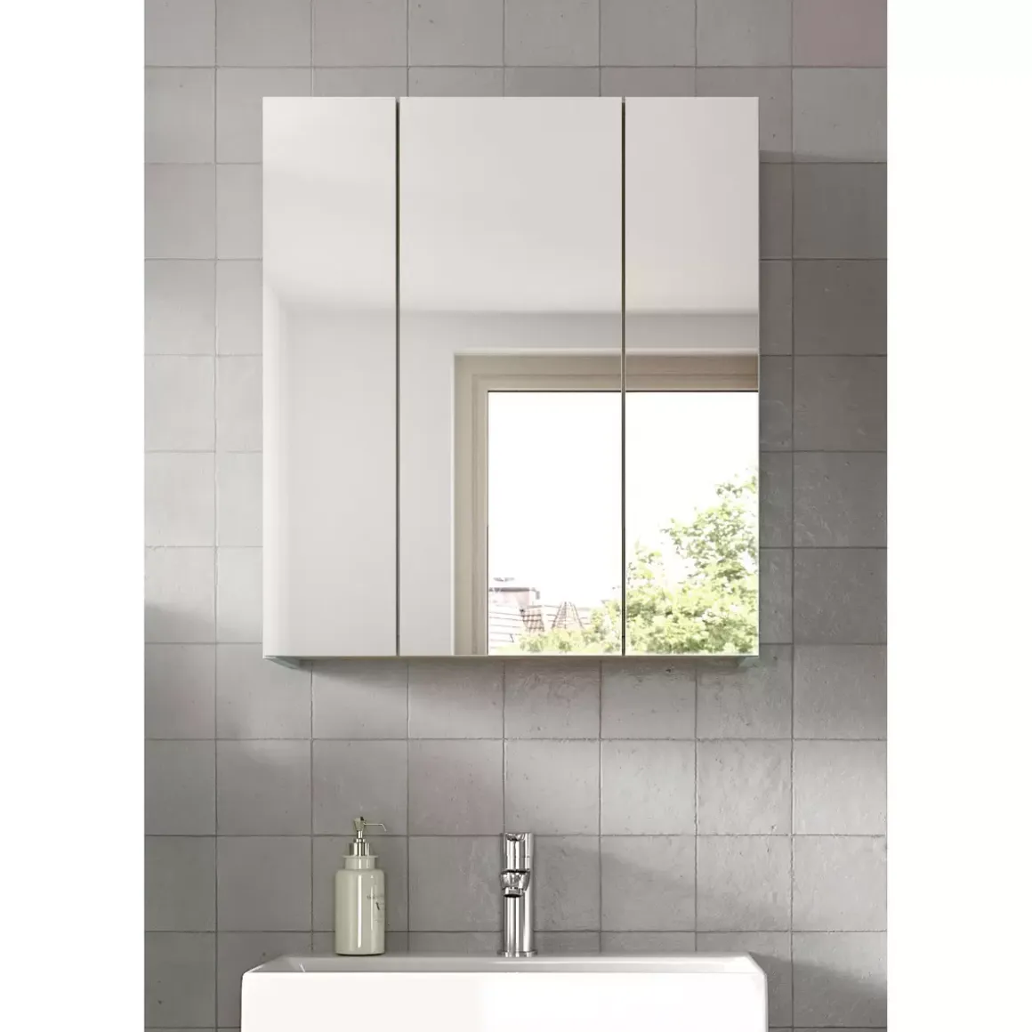 Spiegelschrank