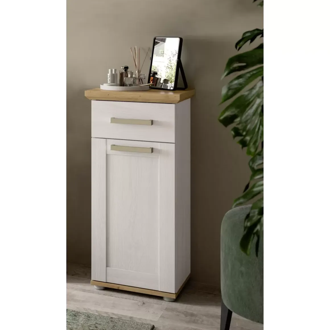 Standschrank
